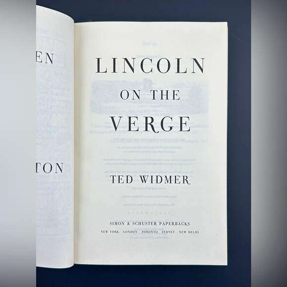 Lincoln on the Verge - Picture 2 of 2